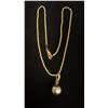 Image 1 : APPROX 10K CHAIN (16") WITH APPROX 18K PENDANT SET WITH BLACK PEARL (9G)