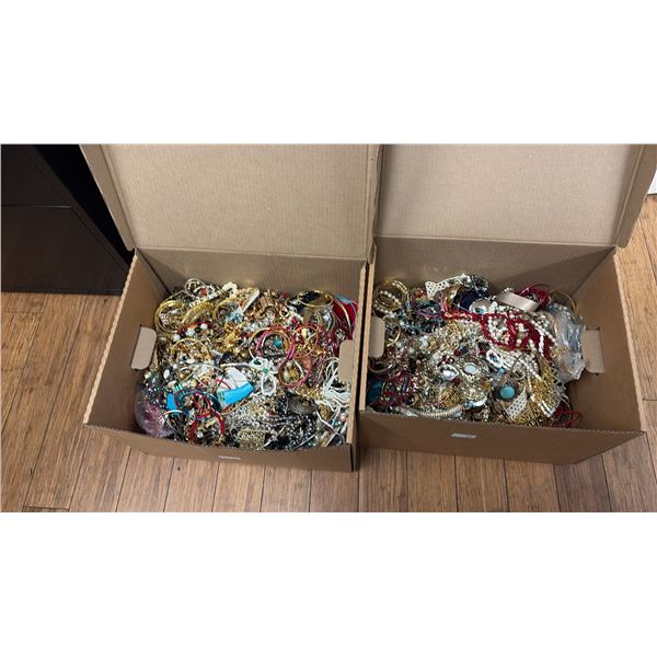 MISC COSTUME JEWELRY