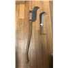 Image 1 : VINTAGE AXE & KNIFE