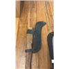 Image 3 : VINTAGE AXE & KNIFE