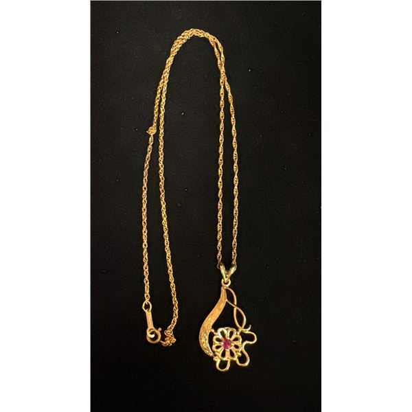 APPROX 14K CHAIN (17") WITH APPROX 14K PENDANT SET WITH RED STONE (4G)