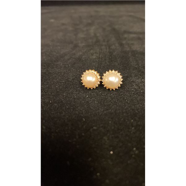 PAIR APPROX 14K EARRINGS SET WITH PEARLS & DIAMONDS (4.2G)
