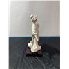 Image 2 : Giuseppe Armani Porcelain Figurine