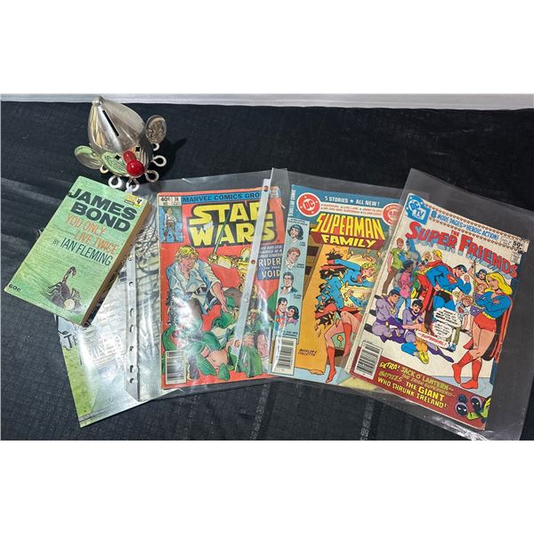 Collectible Lot With Comics and Piggy