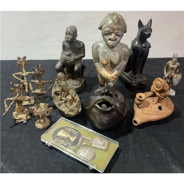 Figurines and Decorative Objects