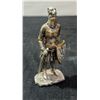 Image 9 : Figurines and Decorative Objects