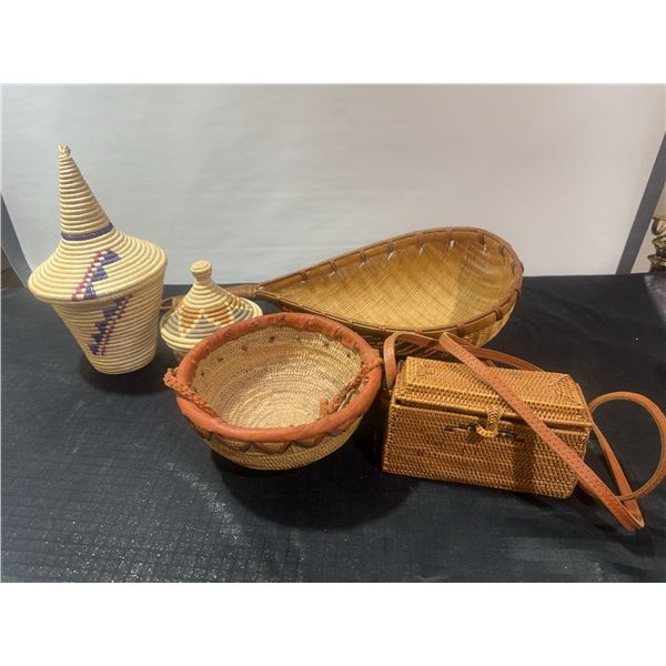 Rwandan Weaved Baskets