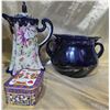 Image 4 : Group of Decorative Ceramics and Tin
