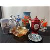 Image 1 : Decorative Ceramics and Glassware