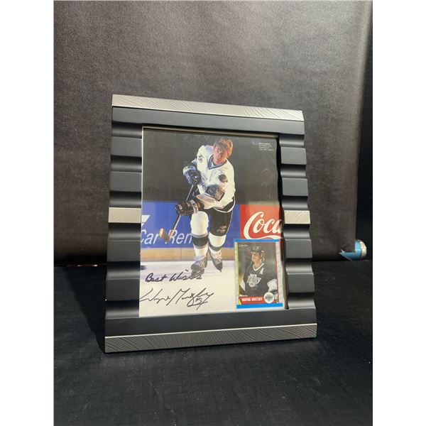 Wayne Gretzky Signed Photo and Card Display