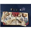 Image 2 : Jewelry and Decorative Lot