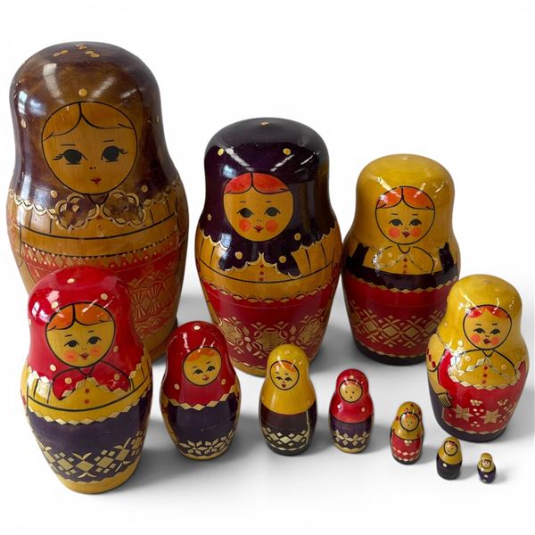 Russian Matryoshka Nesting Dolls - 11 Piece Set
