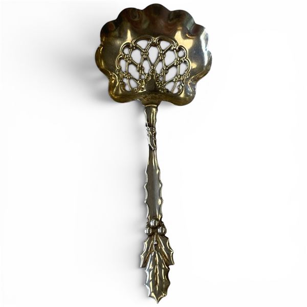 Antique Sterling Silver Bonbon Spoon with Holly Pattern - Weight: 13.5 grams