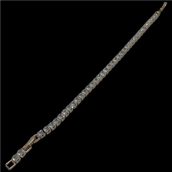 New 18KT Gold Plated Princess Cut CZ Tennis Bracelet - with extender Link - 7-8" Bracelet  (4mm gems