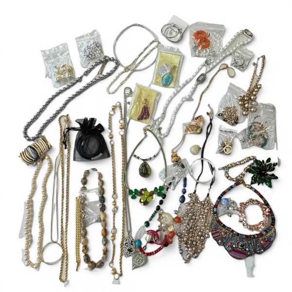 40+ Assorted Quality Fashion and Statement Jewelry (Including some Monet) - Very Nice Condition - Ap