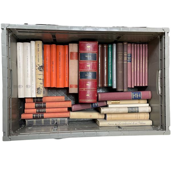37 Early 20th Century Italian Books and Novels Written in the Italian Language