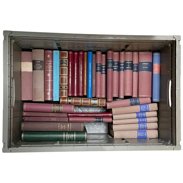 32 Early 20th Century Italian Books and Novels Written in the Italian Language