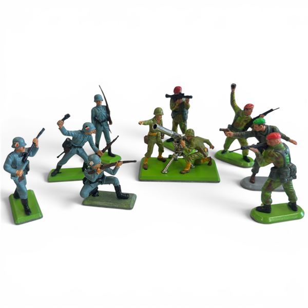 Britains Deetail WWII Toy Soldiers - 1/32 Scale Painted Figures on Metal Bases (1970s)