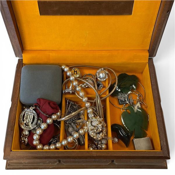 Vintage Wood Jewel Box with Jade, Fashion & Costume Jewelry - Box measures: 8" x 10" x 3" deep