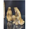 Image 2 : Nativity Scene - Vintage Gold Tone w/ Christian Orthodox Portrait