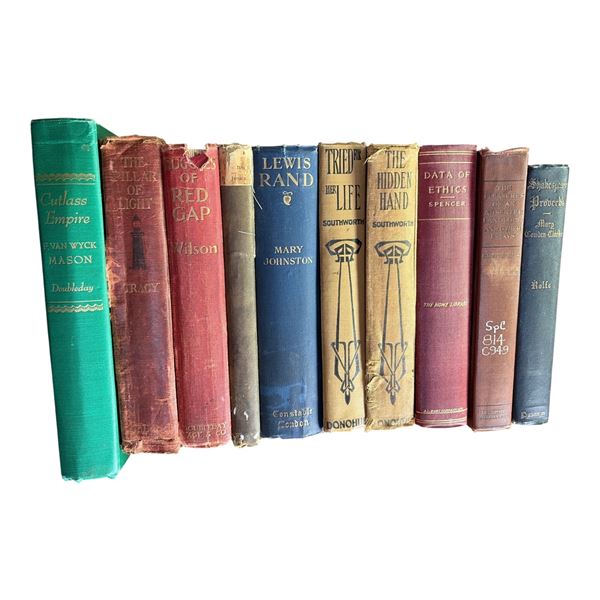 10 Vintage Books  * Featuring a 1st Edition 1904  "The Pillar of Light" by Louis Tracey  - (Majority