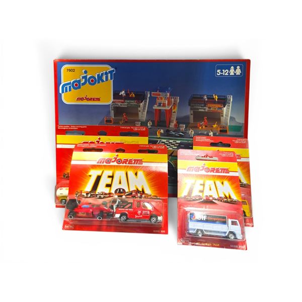Majorette Series Team Series 200/300 Diecast Cars & 7602 Race Track