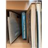 Image 4 : Large Mixed Household and Book Lot
