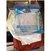 Image 1 : Lot: Books, Kitchenware, Media, Fabric