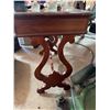 Image 5 : Ornate Wood Side Table with Drawer