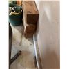 Image 1 : Scrap Wood and Plexiglass Sheets