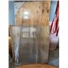 Image 5 : Scrap Wood and Plexiglass Sheets