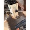 Image 5 : Bolens G14 Gardener Riding Lawn Mower