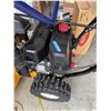 Image 14 : Cub Cadet 2X 24" 243cc Snow Blower