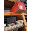 Image 10 : Contents of Shelves Lot