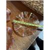 Image 7 : 4 Iridescent Pressed Glass Bowls
