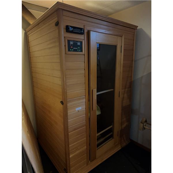 Lenson Infrared Sauna With Stereo