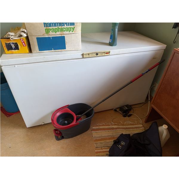White Chest Freezer