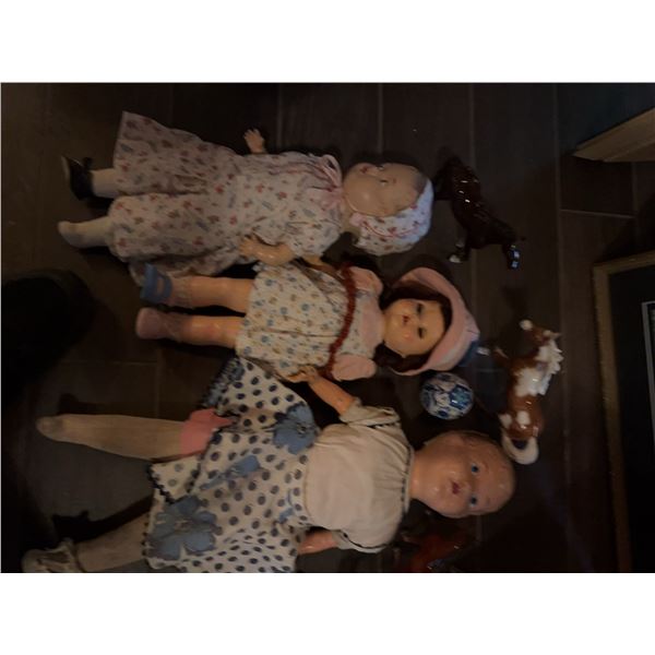 Dolls, Decorative Plate, and Figures