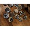 Image 15 : Decorative Collector Plates Assortment