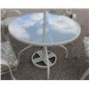 Image 3 : GREEN + TAN PATIO SET WITH UMBRELLA + STAND