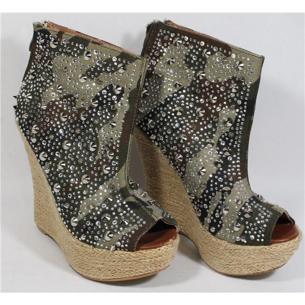 SIZE 6.5 STUDDED / BLINGED WEDGE BOOTS