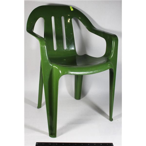 CHILD'S FOREST GREEN CHAIR
