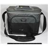 Image 1 : IGLOO COOLER BAG WITH SAFETY GLASSES