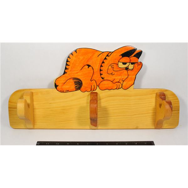 GARFIELD - VINTAGE SOLID WOOD COAT RACK