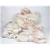 Image 1 : VINTAGE BEDDING OR CURTAIN SET