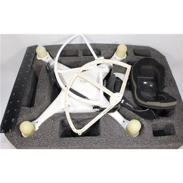 BROKEN DJI PHANTOM 3 DRONE, UNTESTED. SOLD AS IS