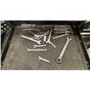 Image 5 : PORTER CABLE 8 DRAWER BLACK MOBILE TOOL CABINET WITH ASSORTED TOOL CONTENTS