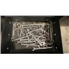 Image 9 : PORTER CABLE 8 DRAWER BLACK MOBILE TOOL CABINET WITH ASSORTED TOOL CONTENTS