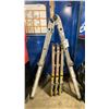 Image 1 : 3 GORILLA LADDERS SLIM FOLD WORK PLATFORMS & FEATHERLITE ALUMINUM MULTI-PURPOSE LADDER