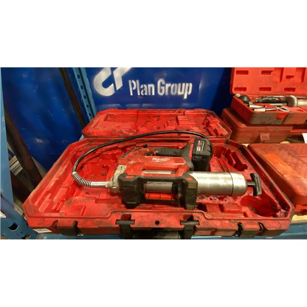MILWAUKEE CORDLESS GREASE GUN IN HARD TRANSPORT CASE *1 BATTERY, NO CHARGER*